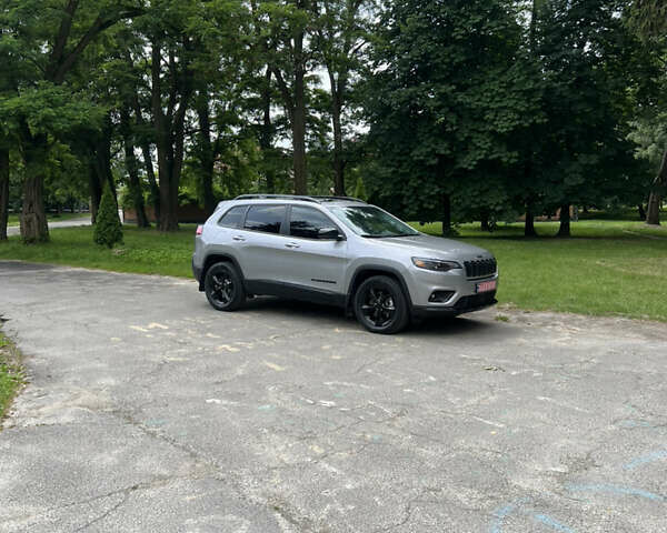 Сірий Джип Cherokee, об'ємом двигуна 3.2 л та пробігом 93 тис. км за 19999 $, фото 27 на Automoto.ua