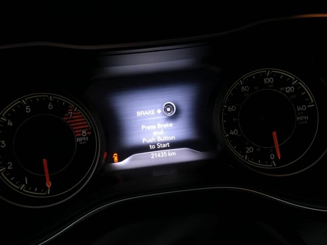 Сірий Джип Cherokee, об'ємом двигуна 3.2 л та пробігом 25 тис. км за 20000 $, фото 2 на Automoto.ua