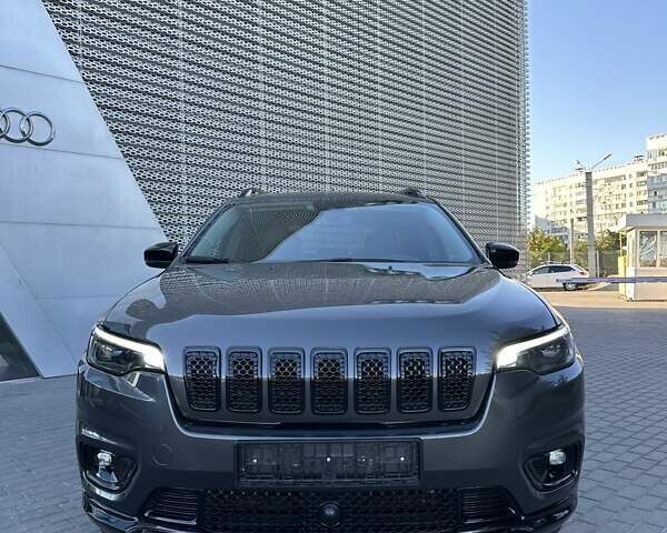 Серый Джип Чероки, объемом двигателя 3.2 л и пробегом 49 тыс. км за 22500 $, фото 2 на Automoto.ua