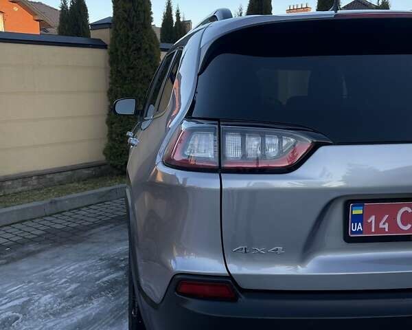 Сірий Джип Cherokee, об'ємом двигуна 3.24 л та пробігом 17 тис. км за 22950 $, фото 20 на Automoto.ua