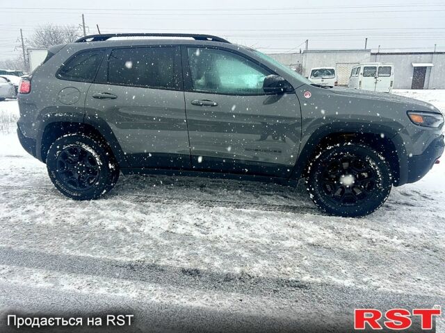 Сірий Джип Cherokee, об'ємом двигуна 3.2 л та пробігом 22 тис. км за 25200 $, фото 3 на Automoto.ua