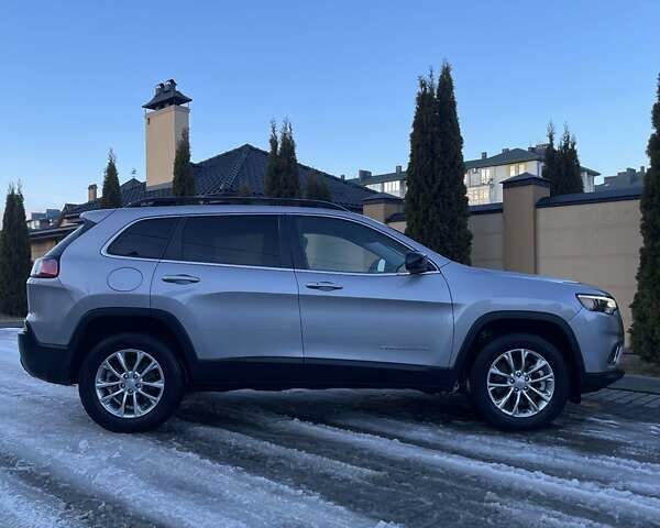 Сірий Джип Cherokee, об'ємом двигуна 3.24 л та пробігом 17 тис. км за 22950 $, фото 17 на Automoto.ua