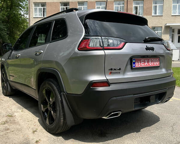 Сірий Джип Cherokee, об'ємом двигуна 3.2 л та пробігом 93 тис. км за 18900 $, фото 29 на Automoto.ua