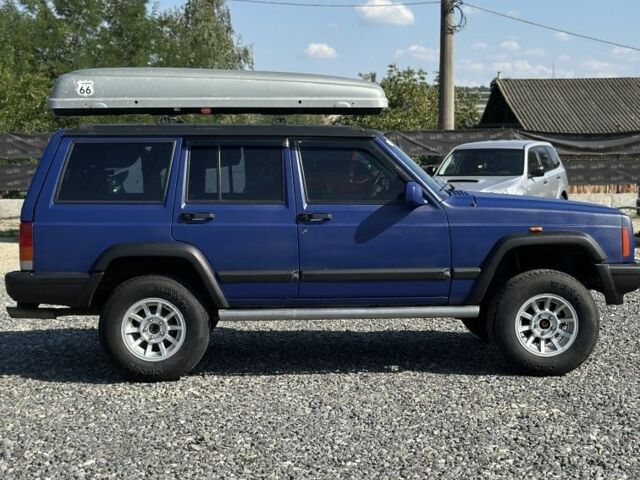 Синій Джип Cherokee, об'ємом двигуна 2.5 л та пробігом 200 тис. км за 5499 $, фото 3 на Automoto.ua