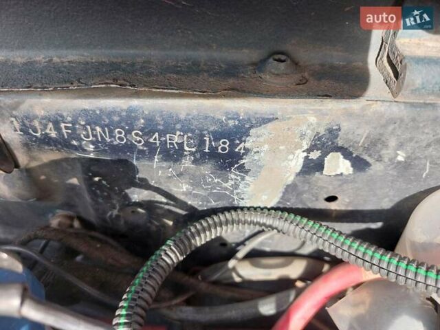 Синий Джип Чероки, объемом двигателя 3.96 л и пробегом 258 тыс. км за 6999 $, фото 14 на Automoto.ua