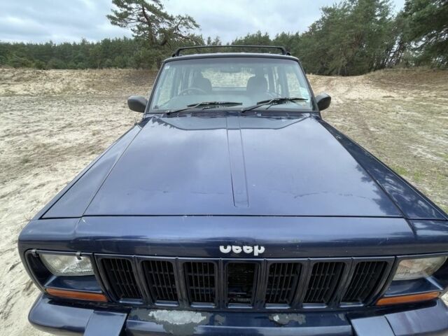 Синий Джип Чероки, объемом двигателя 2.5 л и пробегом 300 тыс. км за 3300 $, фото 4 на Automoto.ua