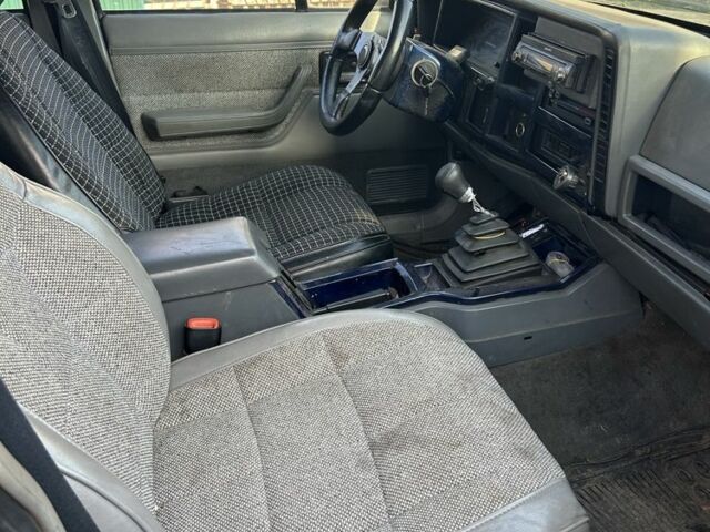 Синій Джип Cherokee, об'ємом двигуна 2.5 л та пробігом 371 тис. км за 3600 $, фото 6 на Automoto.ua