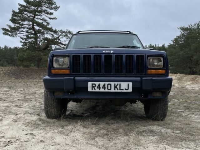 Синий Джип Чероки, объемом двигателя 2.5 л и пробегом 300 тыс. км за 3300 $, фото 1 на Automoto.ua