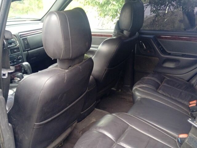 Синий Джип Чероки, объемом двигателя 3.1 л и пробегом 320 тыс. км за 4477 $, фото 3 на Automoto.ua