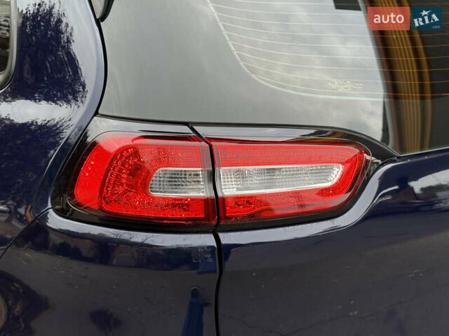 Джип Cherokee 2014 у Дніпро (Дніпропетровську) на Automoto.ua Синій Джип Cherokee, об'ємом двигуна 2.36 л та пробігом 199 тис. км за 10499 $, фото 22 на Automoto.ua