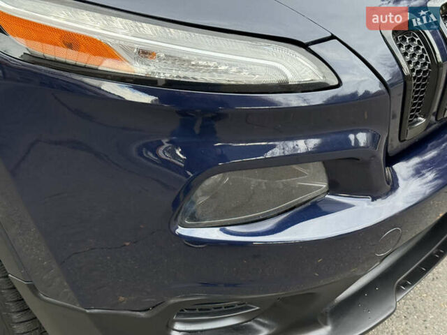 Джип Cherokee 2014 у Дніпро (Дніпропетровську) на Automoto.ua Синій Джип Cherokee, об'ємом двигуна 2.36 л та пробігом 199 тис. км за 10499 $, фото 34 на Automoto.ua