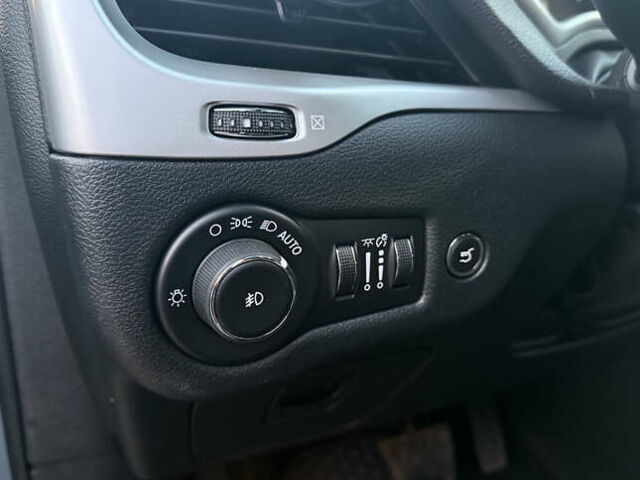 Синий Джип Чероки, объемом двигателя 3.24 л и пробегом 195 тыс. км за 15777 $, фото 18 на Automoto.ua