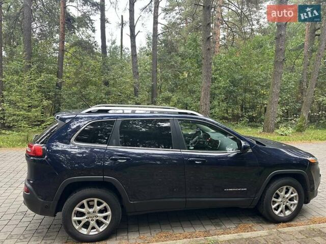 Синій Джип Cherokee, об'ємом двигуна 3.24 л та пробігом 214 тис. км за 11900 $, фото 3 на Automoto.ua