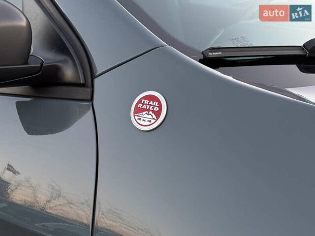 Синий Джип Чероки, объемом двигателя 3.24 л и пробегом 195 тыс. км за 15777 $, фото 9 на Automoto.ua