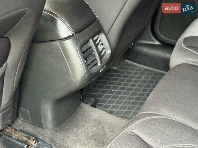 Джип Cherokee 2014 у Дніпро (Дніпропетровську) на Automoto.ua Синій Джип Cherokee, об'ємом двигуна 2.36 л та пробігом 199 тис. км за 10499 $, фото 55 на Automoto.ua