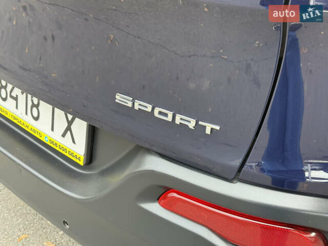 Джип Cherokee 2014 у Дніпро (Дніпропетровську) на Automoto.ua Синій Джип Cherokee, об'ємом двигуна 2.36 л та пробігом 199 тис. км за 10499 $, фото 26 на Automoto.ua