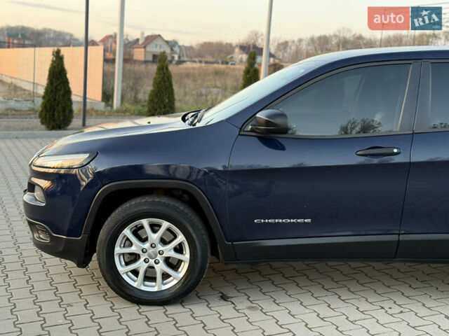 Синий Джип Чероки, объемом двигателя 2.36 л и пробегом 136 тыс. км за 11550 $, фото 8 на Automoto.ua