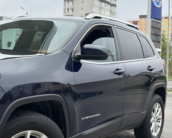 Синий Джип Чероки, объемом двигателя 3.2 л и пробегом 214 тыс. км за 11499 $, фото 12 на Automoto.ua
