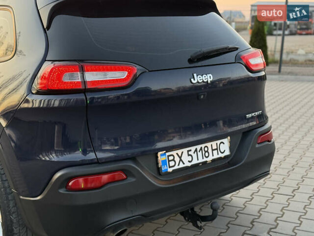 Синий Джип Чероки, объемом двигателя 2.36 л и пробегом 136 тыс. км за 11550 $, фото 12 на Automoto.ua