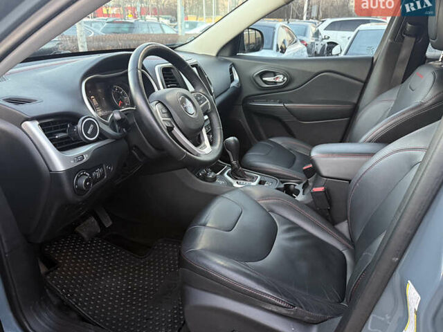 Синий Джип Чероки, объемом двигателя 3.24 л и пробегом 195 тыс. км за 15777 $, фото 19 на Automoto.ua