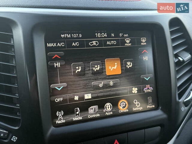 Синий Джип Чероки, объемом двигателя 3.24 л и пробегом 195 тыс. км за 15777 $, фото 31 на Automoto.ua