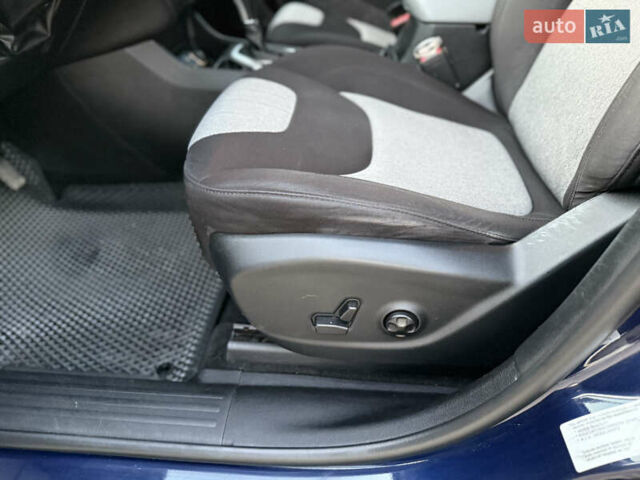 Синий Джип Чероки, объемом двигателя 2.36 л и пробегом 136 тыс. км за 11550 $, фото 26 на Automoto.ua