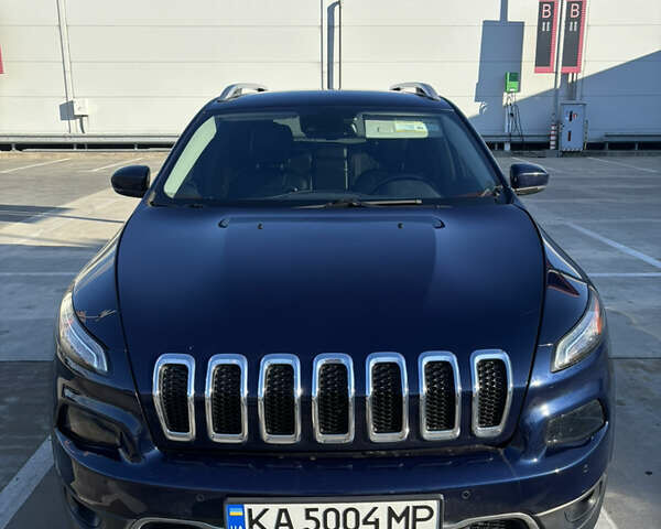 Джип Чероки 2015 в Киеве на Automoto.ua Синий Джип Чероки, объемом двигателя 2.36 л и пробегом 275 тыс. км за 13499 $, фото 3 на Automoto.ua