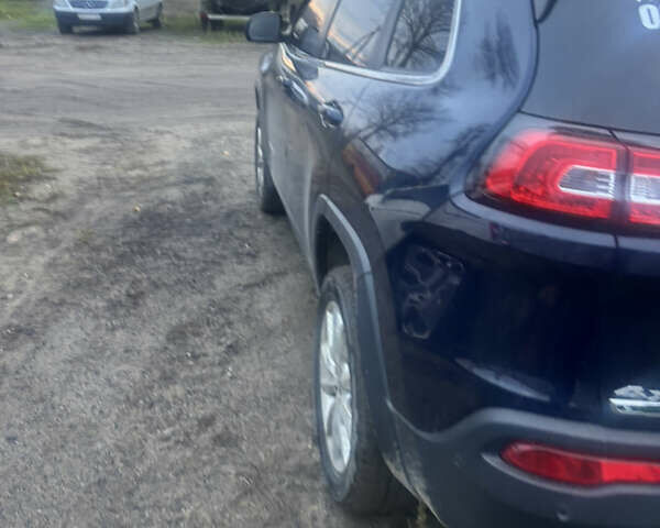 Синий Джип Чероки, объемом двигателя 1.96 л и пробегом 195 тыс. км за 15200 $, фото 4 на Automoto.ua