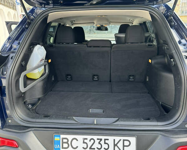 Синий Джип Чероки, объемом двигателя 2.36 л и пробегом 137 тыс. км за 14700 $, фото 8 на Automoto.ua