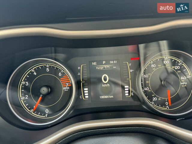 Синий Джип Чероки, объемом двигателя 2.36 л и пробегом 137 тыс. км за 14700 $, фото 15 на Automoto.ua