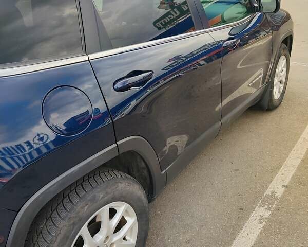 Синий Джип Чероки, объемом двигателя 3.24 л и пробегом 165 тыс. км за 15000 $, фото 3 на Automoto.ua