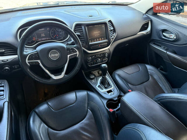 Синій Джип Cherokee, об'ємом двигуна 3.24 л та пробігом 185 тис. км за 13500 $, фото 55 на Automoto.ua