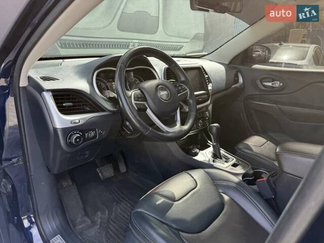 Синій Джип Cherokee, об'ємом двигуна 3.24 л та пробігом 184 тис. км за 12999 $, фото 23 на Automoto.ua