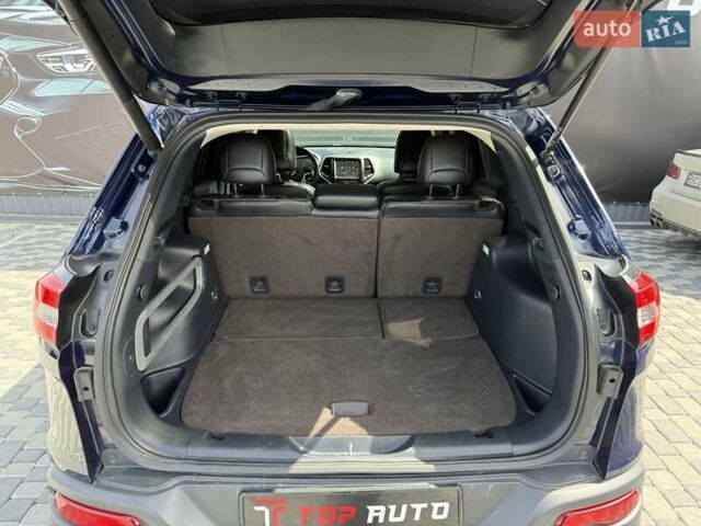 Синій Джип Cherokee, об'ємом двигуна 3.24 л та пробігом 184 тис. км за 12999 $, фото 18 на Automoto.ua