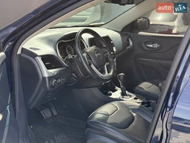 Синій Джип Cherokee, об'ємом двигуна 3.24 л та пробігом 184 тис. км за 13200 $, фото 21 на Automoto.ua