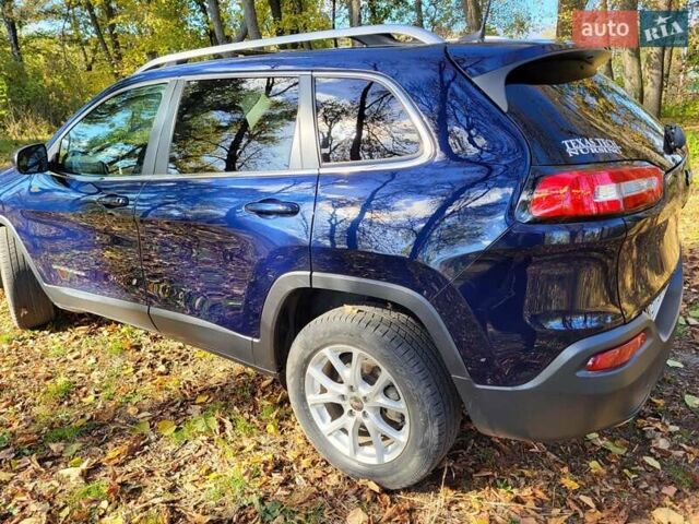 Синій Джип Cherokee, об'ємом двигуна 2.36 л та пробігом 140 тис. км за 14300 $, фото 10 на Automoto.ua