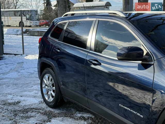 Синій Джип Cherokee, об'ємом двигуна 3.24 л та пробігом 185 тис. км за 13500 $, фото 23 на Automoto.ua