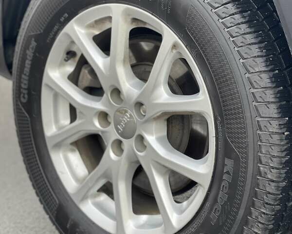 Синий Джип Чероки, объемом двигателя 3.24 л и пробегом 174 тыс. км за 11000 $, фото 11 на Automoto.ua