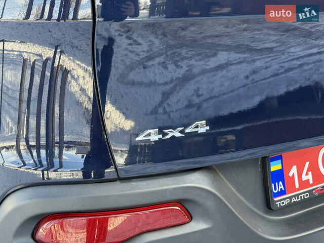 Синій Джип Cherokee, об'ємом двигуна 3.24 л та пробігом 185 тис. км за 13500 $, фото 11 на Automoto.ua