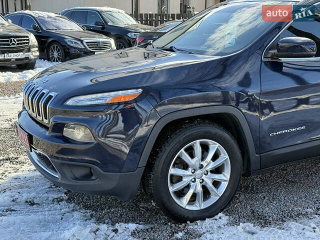 Синій Джип Cherokee, об'ємом двигуна 3.24 л та пробігом 185 тис. км за 13500 $, фото 2 на Automoto.ua