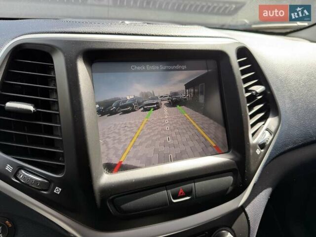 Синій Джип Cherokee, об'ємом двигуна 3.24 л та пробігом 184 тис. км за 13200 $, фото 41 на Automoto.ua