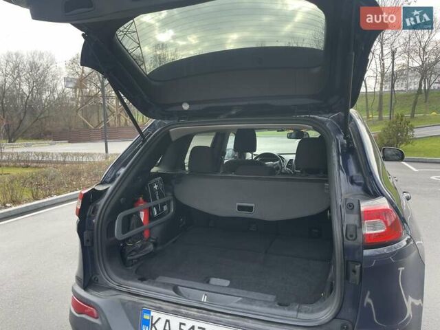 Синий Джип Чероки, объемом двигателя 3.24 л и пробегом 174 тыс. км за 11000 $, фото 12 на Automoto.ua