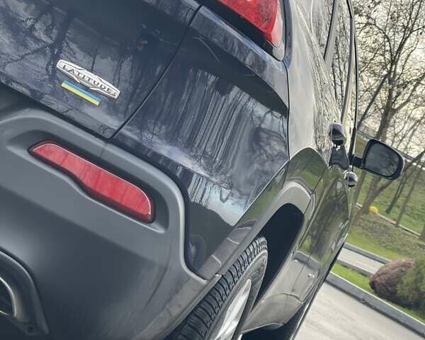 Синий Джип Чероки, объемом двигателя 3.24 л и пробегом 174 тыс. км за 11000 $, фото 6 на Automoto.ua