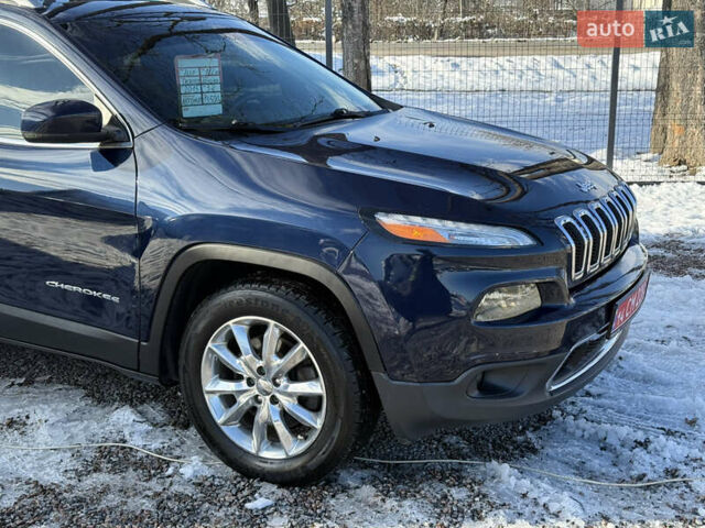 Синій Джип Cherokee, об'ємом двигуна 3.24 л та пробігом 185 тис. км за 13500 $, фото 24 на Automoto.ua