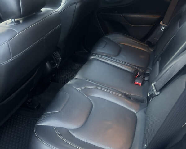 Синий Джип Чероки, объемом двигателя 1.96 л и пробегом 195 тыс. км за 15200 $, фото 8 на Automoto.ua