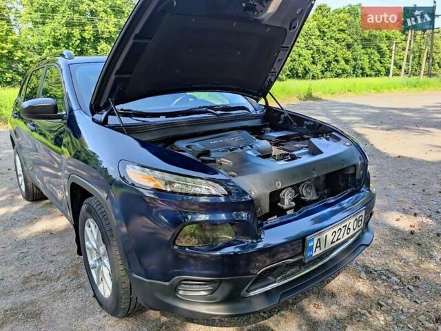 Синий Джип Чероки, объемом двигателя 2.36 л и пробегом 106 тыс. км за 12900 $, фото 5 на Automoto.ua