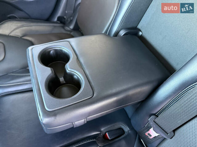 Синій Джип Cherokee, об'ємом двигуна 3.24 л та пробігом 185 тис. км за 13500 $, фото 54 на Automoto.ua