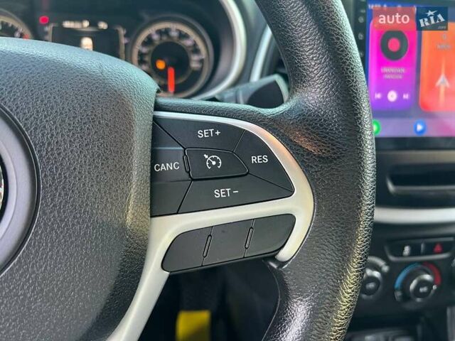 Синій Джип Cherokee, об'ємом двигуна 2.4 л та пробігом 86 тис. км за 15900 $, фото 14 на Automoto.ua