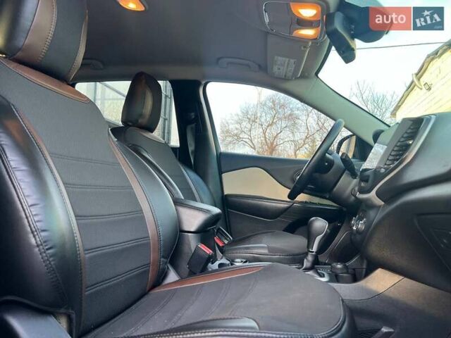 Синій Джип Cherokee, об'ємом двигуна 2.4 л та пробігом 86 тис. км за 15900 $, фото 20 на Automoto.ua