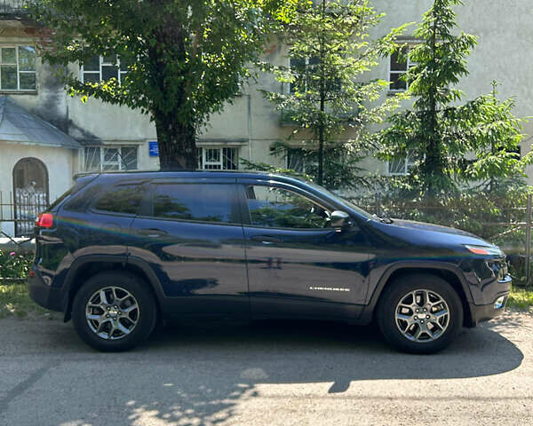 Синій Джип Cherokee, об'ємом двигуна 2.36 л та пробігом 86 тис. км за 15200 $, фото 39 на Automoto.ua